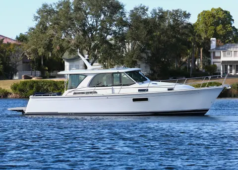 2027 Sabre 43 Salon Express, photo 1 in Tarpon Springs, FL