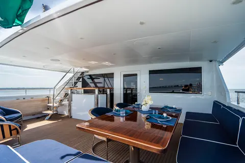 1989 Broward Tri-Deck, photo 1 in Miami, FL