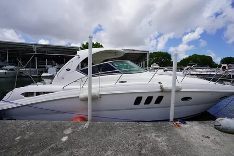 2008 Sea Ray 380 Sundancer, photo 1 in Miami, FL