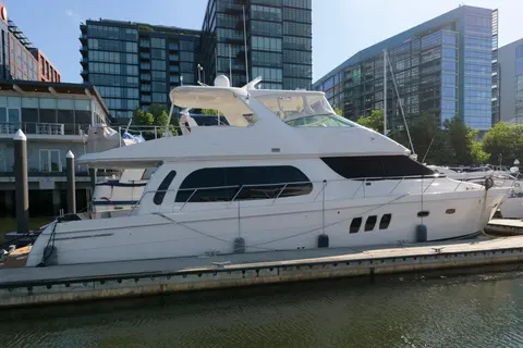 2007 Carver 56 Voyager, photo 1 in Dania Beach, FL
