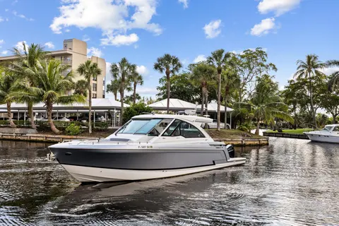 2021 Formula 380 Super Sport Crossover OB, photo 1 in Boca Raton, FL