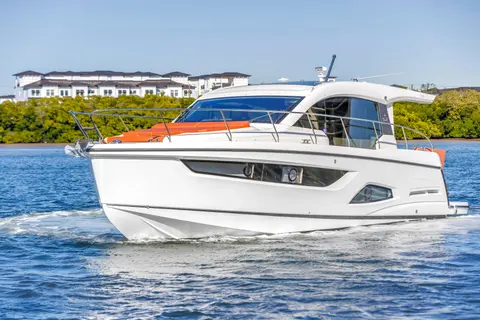 2020 Sealine C390, photo 1 in Tampa, FL