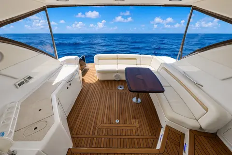 2010 Sea Ray Sundancer 540, photo 1 in Miami Beach, FL