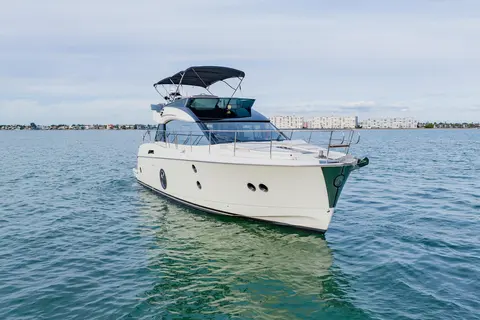2015 Monte Carlo MC5, photo 1 in St Petersburg, FL