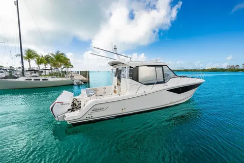 2023 Boston Whaler 405 Conquest, photo 1 in Key West, FL