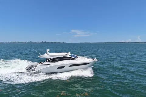 2017 Sea Ray Sundancer 400, photo 1 in Key Biscayne, FL