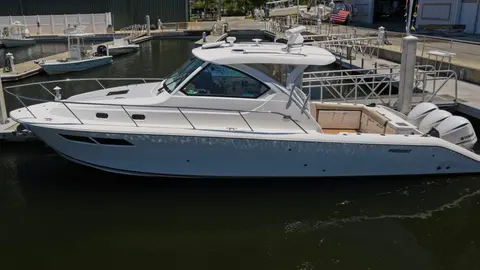 2019 Pursuit OS 355 Offshore, photo 1 in Ft Myers Beach, FL