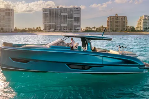 2024 Solaris Power 52 Open, photo 1 in Fort Lauderdale, FL