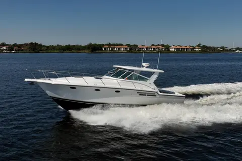 2002 Tiara Yachts 4100 Open, photo 1 in Palm City, FL