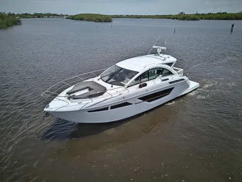 2023 Cruisers Yachts 50 Cantius, photo 1 in Palm Beach, FL
