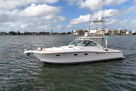 2007 Tiara Yachts 3600 Open, photo 1 in St Petersburg, FL