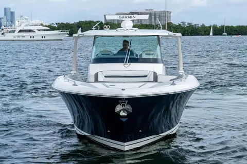 2021 Tiara Yachts 38 LS, photo 1 in Coconut Grove, FL