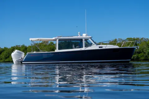 2025 MJM 35, photo 1 in Fort Myers, FL