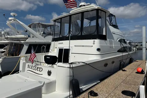 2004 Carver 444 Cockpit Motor Yacht, photo 1 in Daytona Beach, FL