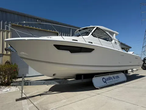 2026 Pursuit OS 325 Offshore, photo 1 in Clearwater, FL