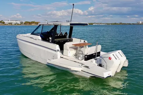 2027 Beneteau Gran Turismo 35, photo 1 in St Petersburg, FL