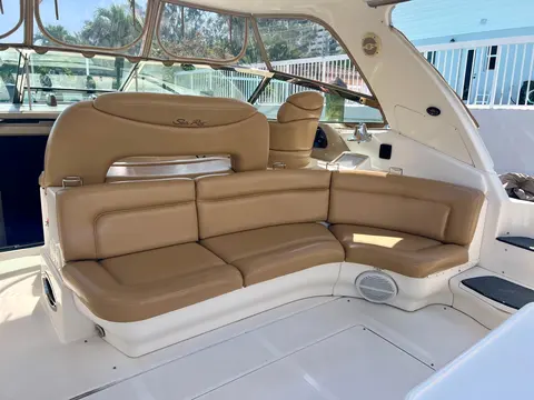 2004 Sea Ray Sundancer 460, photo 1 in Fort Lauderdale, FL
