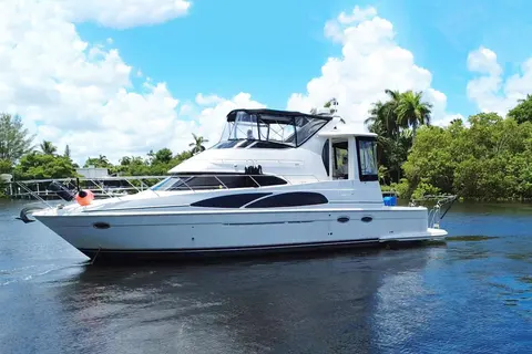 2005 Carver 444 Cockpit Motor Yacht, photo 1 in Fort Lauderdale, FL