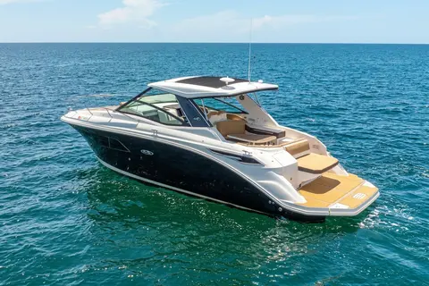 2020 Sea Ray Sundancer 320, photo 1 in Fort Lauderdale, FL
