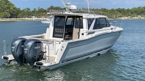 2027 Cutwater C-288 Coupe, photo 1 in Palmetto, FL