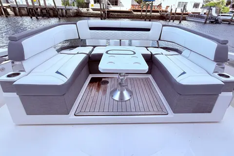 2022 Tiara Yachts 38 LS, photo 1 in Fort Lauderdale, FL