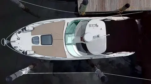 2012 Sea Ray Sundancer 310, photo 1 in Hallandale Beach, FL
