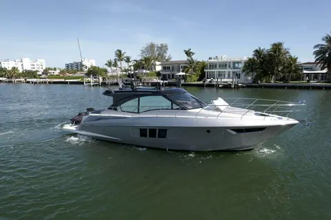 2018 Cruisers Yachts 45 Cantius, photo 1 in Miami Beach, FL