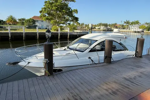 2013 Beneteau Flyer GT 34, photo 1 in Miami, FL