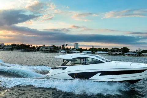 2023 Beneteau Gran Turismo 45, photo 1 in Fort Lauderdale, FL