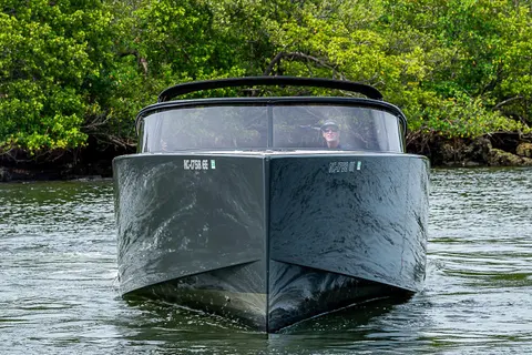 2013 VanDutch 40, photo 1 in Fort Lauderdale, FL
