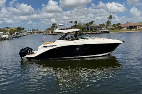 2020 Sea Ray Sundancer 320 Outboard, photo 1 in Bradenton, FL