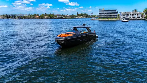 2022 Cruisers Yachts 38 GLS, photo 1 in Pompano Beach, FL