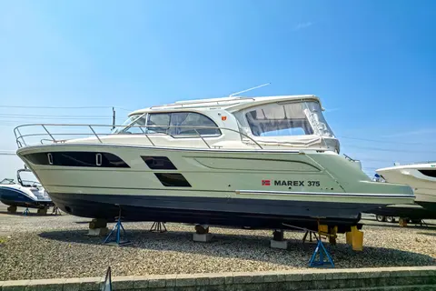 2027 Marex 375, photo 1 in Naples, FL