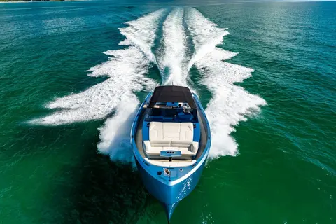 2019 Vanquish Yachts VQ58, photo 1 in Miami Beach, FL