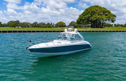 2005 Formula 370 Super Sport, photo 1 in North Miami, FL