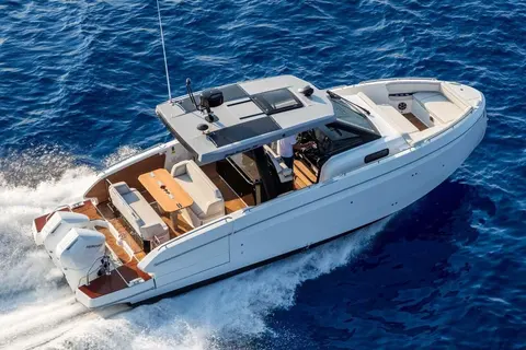 2026 Beneteau Gran Turismo 35, photo 1 in Fort Lauderdale, FL
