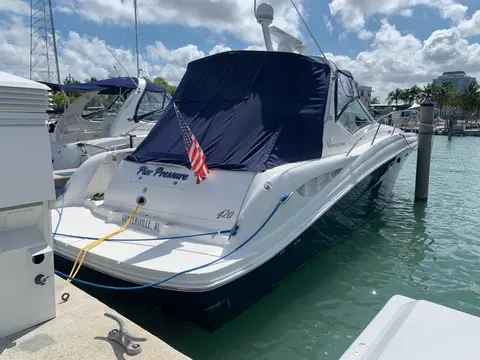 2004 Sea Ray 420 Sundancer, photo 1 in Miami, FL