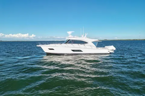 2020 Riviera 545 SUV, photo 1 in Palm Beach Gardens, FL