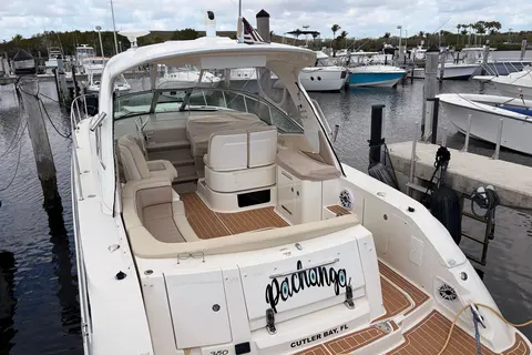 2008 Sea Ray Sundancer 350, photo 1 in Homestead, FL
