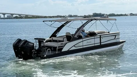 2026 Barletta LUSSO L25UCAT, photo 1 in Jensen Beach, FL