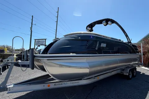 2022 Bennington 25 QX, photo 1 in Lake Wales, FL