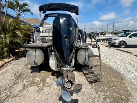 2024 Harris Crowne 250, photo 1 in Ft. Myers, FL