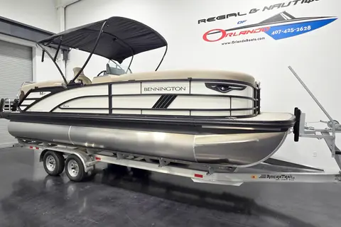 2026 Bennington 24 M, photo 1 in Orlando, FL