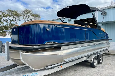2026 Harris Sunliner 250, photo 1 in New Smyrna Beach, FL