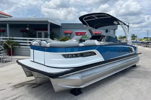 2027 Avalon 2585 Excalibur LTD Windshield Flex Lounge, Tri Toon, High Performance, Mercury 425hp V-10, photo 1 in Cape Coral, FL