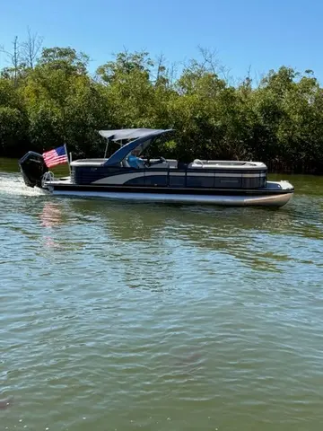 2022 Bennington 28RSRX1, photo 1 in Cape Coral, FL