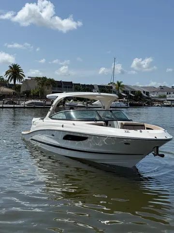 2018 Sea Ray SLX 350 Outboard, photo 1 in Naples, FL