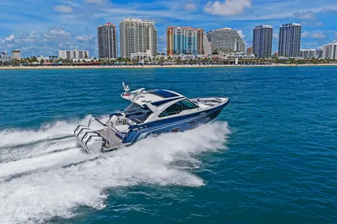 2025 Formula 400 Super Sport Crossover, photo 1 in Fort Lauderdale, FL