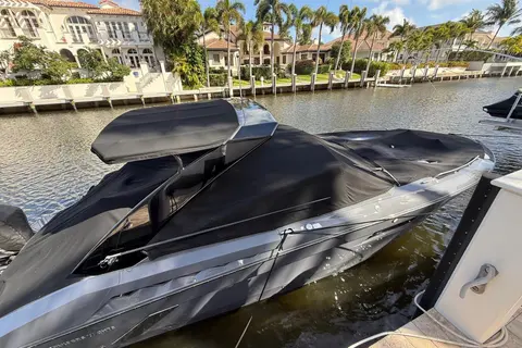 2021 Cruisers Yachts 338 CX South Beach Bow Rider, photo 1 in Boca Raton, FL