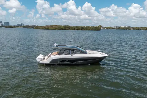 2025 Schaefer 375, photo 1 in Miami, FL